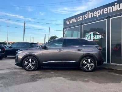 Vendo Peugeot 3008 2022 - 22900 EUR, 94740 km - AUTO.MOTO.pt
