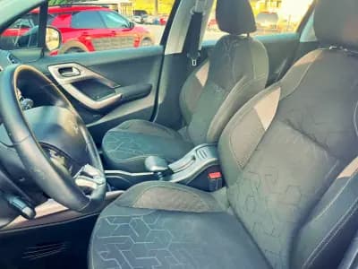 Vendo Peugeot 2008 2013 - 10900 EUR, 168000 km - AUTO.MOTO.pt