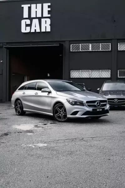 Vendo Mercedes-Benz CLA 180 2015 - 15900 EUR, 242000 km - AUTO.MOTO.pt