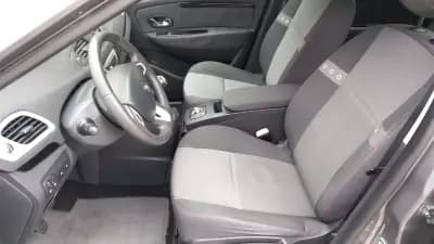 Sell Renault Grand Scénic 2016 - 9800 EUR, 192830 km - AUTO.MOTO.pt