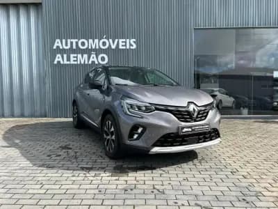Sell Renault Captur 2023 - 18250 EUR, 72446 km - AUTO.MOTO.pt