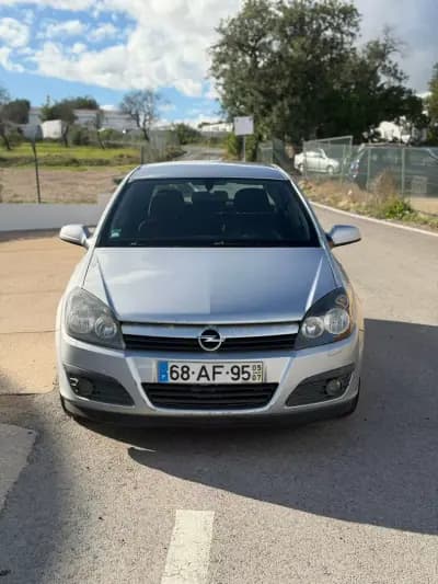 Sell Opel Astra 2005 - 3900 EUR, 371892 km - AUTO.MOTO.pt