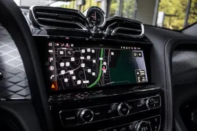 Sell Bentley Bentayga 2022 - 230000 EUR, 70942 km - AUTO.MOTO.pt