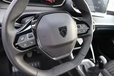 Sell Peugeot 208 2024 - 17750 EUR, 25295 km - AUTO.MOTO.pt