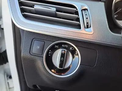 Sell Mercedes-Benz E 220 2014 - 18900 EUR, 213445 km - AUTO.MOTO.pt