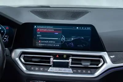 Vendo BMW M4 2021 - 84950 EUR, 54000 km - AUTO.MOTO.pt