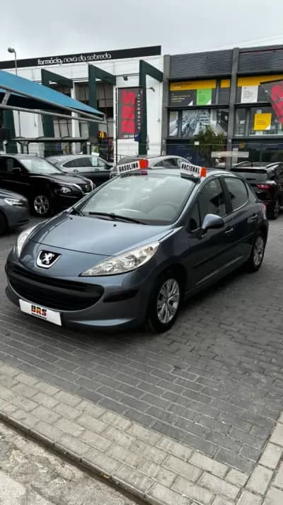 Vendo Peugeot 207 2008 - 6450 EUR, 124301 km - AUTO.MOTO.pt