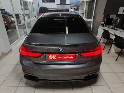 Vendo BMW 740 2018 - 30750 EUR, 246000 km - AUTO.MOTO.pt