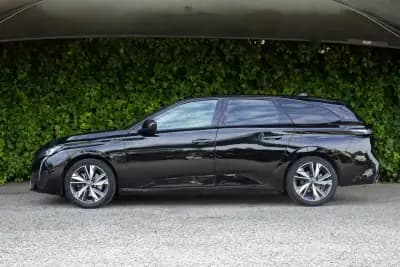 Vendo Peugeot 308 SW 2022 - 20900 EUR, 104500 km - AUTO.MOTO.pt