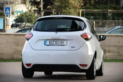 Vendo Renault Zoe 2020 - 14350 EUR, 62000 km - AUTO.MOTO.pt
