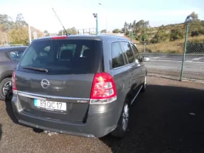 Vendo Opel 1204 2013 - 11900 EUR, 71387 km - AUTO.MOTO.pt