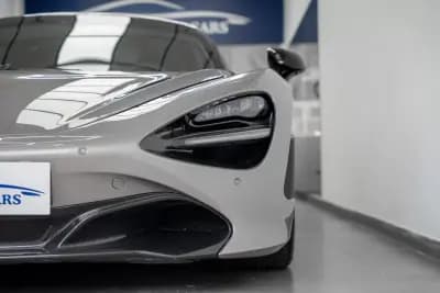 Vendo McLaren 720 2019 - 275000 EUR, 17500 km - AUTO.MOTO.pt