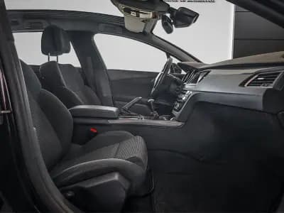 Sell Peugeot 508 SW 2015 - 12450 EUR, 217000 km - AUTO.MOTO.pt