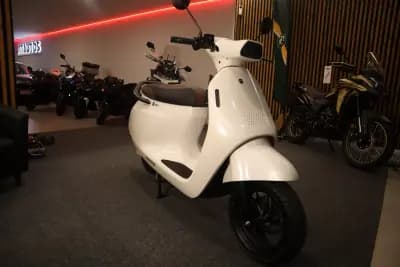 Sell 2026 - 3490 EUR, 1 km - AUTO.MOTO.pt