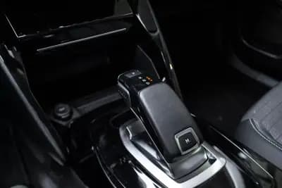 Sell Peugeot 2008 2021 - 17990 EUR, 74657 km - AUTO.MOTO.pt