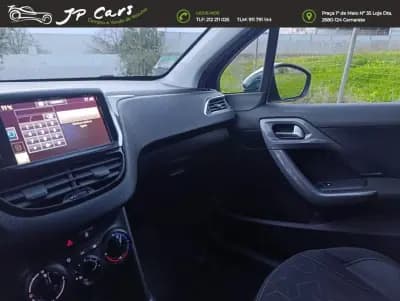 Sell Peugeot 2008 2017 - 9000 EUR, 141281 km - AUTO.MOTO.pt
