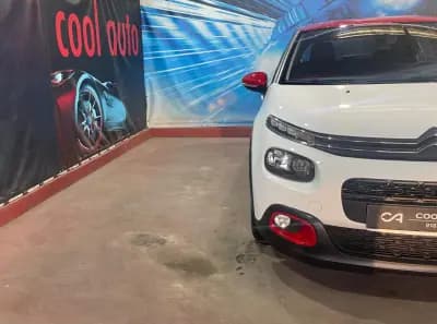Vendo Citroën C3 2019 - 8999 EUR, 91000 km - AUTO.MOTO.pt