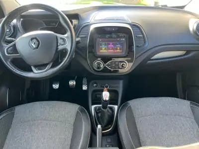 Vendo Renault Captur 2019 - 16990 EUR, 90898 km - AUTO.MOTO.pt