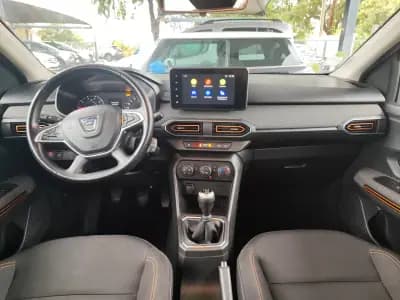 Vendo Dacia Sandero 2022 - 15500 EUR, 126000 km - AUTO.MOTO.pt