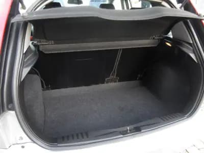 Vendo Ford Fiesta 2005 - 4990 EUR, 204000 km - AUTO.MOTO.pt