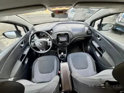 Vendo Renault Captur 2017 - 14500 EUR, 69158 km - AUTO.MOTO.pt