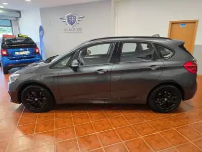 Vendo BMW 225xe Active Tourer 2021 - 25480 EUR, 40912 km - AUTO.MOTO.pt