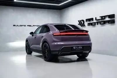 Vendo Porsche Macan 2025 - 88950 EUR, 14000 km - AUTO.MOTO.pt