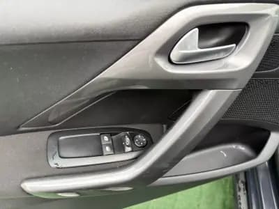 Sell Peugeot 2008 2018 - 10990 EUR, 202318 km - AUTO.MOTO.pt