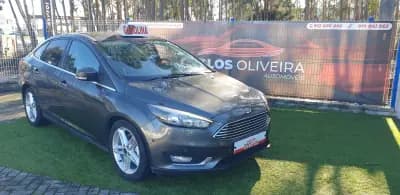 Sell Ford Focus 2015 - 8750 EUR, 162170 km - AUTO.MOTO.pt