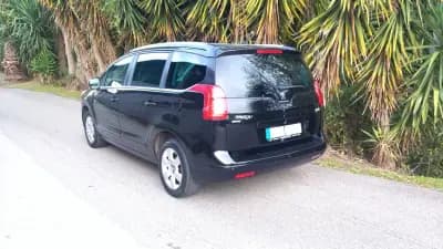 Sell Peugeot 5008 2016 - 11500 EUR, 187611 km - AUTO.MOTO.pt
