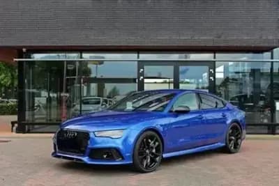 Vendo Audi RS7 Sportback 2017 - 81900 EUR, 50000 km - AUTO.MOTO.pt