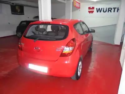 Vendo Hyundai i20 2011 - 5500 EUR, 141000 km - AUTO.MOTO.pt