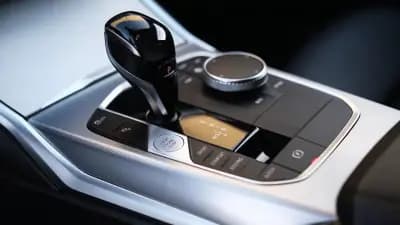 Sell BMW 320 2020 - 29999 EUR, 166000 km - AUTO.MOTO.pt