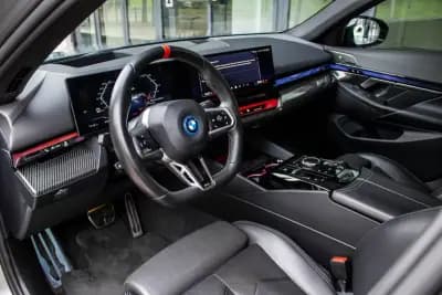 Vendo BMW i5 2023 - 79900 EUR, 17145 km - AUTO.MOTO.pt