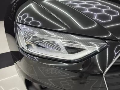 Vendo Audi A4 Avant 2020 - 26950 EUR, 165057 km - AUTO.MOTO.pt