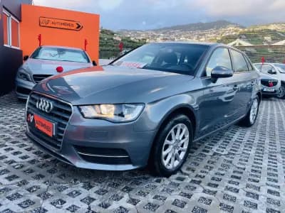 Vendo Audi A3 Sportback 2016 - 13950 EUR, 205548 km - AUTO.MOTO.pt