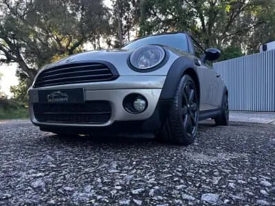 Vendo MINI 2008 - 7999 EUR, 300000 km - AUTO.MOTO.pt