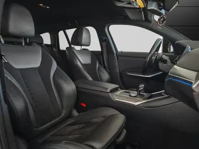 Sell BMW 330 2021 - 35000 EUR, 85000 km - AUTO.MOTO.pt