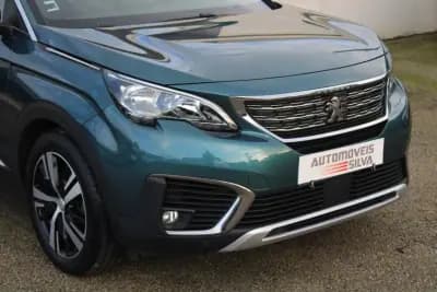 Vendo Peugeot 5008 2018 - 21990 EUR, 116000 km - AUTO.MOTO.pt
