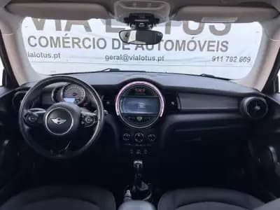 Vendo MINI Cooper 2017 - 16900 EUR, 141270 km - AUTO.MOTO.pt