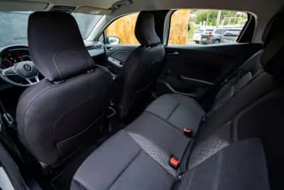 Sell Renault Clio 2020 - 11900 EUR, 165000 km - AUTO.MOTO.pt