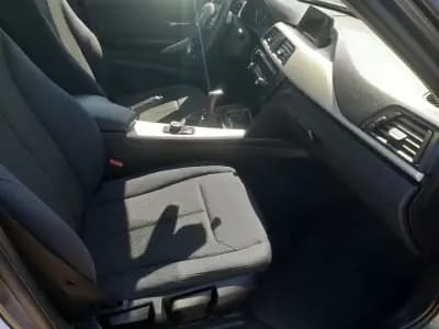 Sell BMW 318 2013 - 14900 EUR, 184100 km - AUTO.MOTO.pt