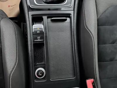 Sell Volkswagen Golf Variant 2015 - 12750 EUR, 160000 km - AUTO.MOTO.pt