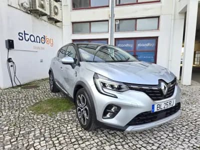 Vendo Renault Captur 2021 - 19450 EUR, 85000 km - AUTO.MOTO.pt