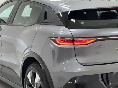 Vendo Renault Mégane E-Tech 2022 - 23890 EUR, 69000 km - AUTO.MOTO.pt