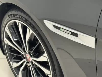 Sell Jaguar XE 2016 - 15990 EUR, 184000 km - AUTO.MOTO.pt