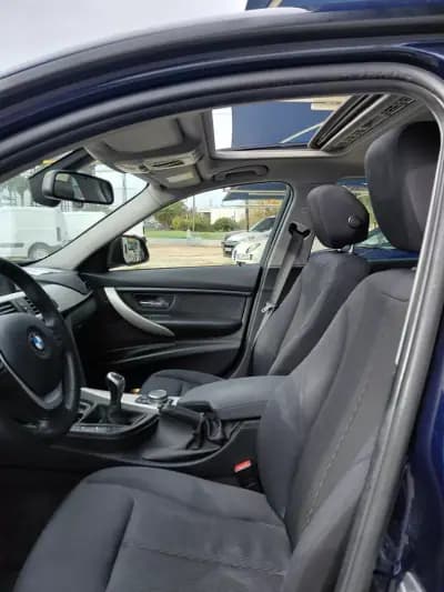 Vendo BMW 318 2014 - 14900 EUR, 230000 km - AUTO.MOTO.pt