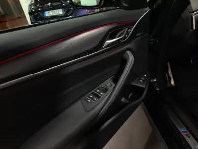 Vendo BMW 530 2024 - 43500 EUR, 41000 km - AUTO.MOTO.pt