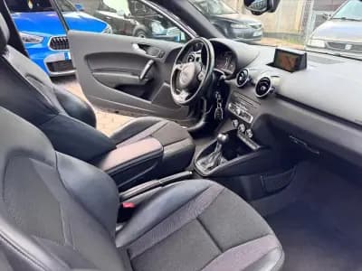 Vendo Audi A1 2012 - 11500 EUR, 218000 km - AUTO.MOTO.pt