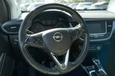 Vendo Opel Crossland 2022 - 14250 EUR, 55751 km - AUTO.MOTO.pt